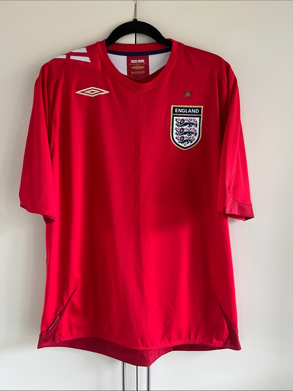 Umbro 2006–2008 England Away Jersey